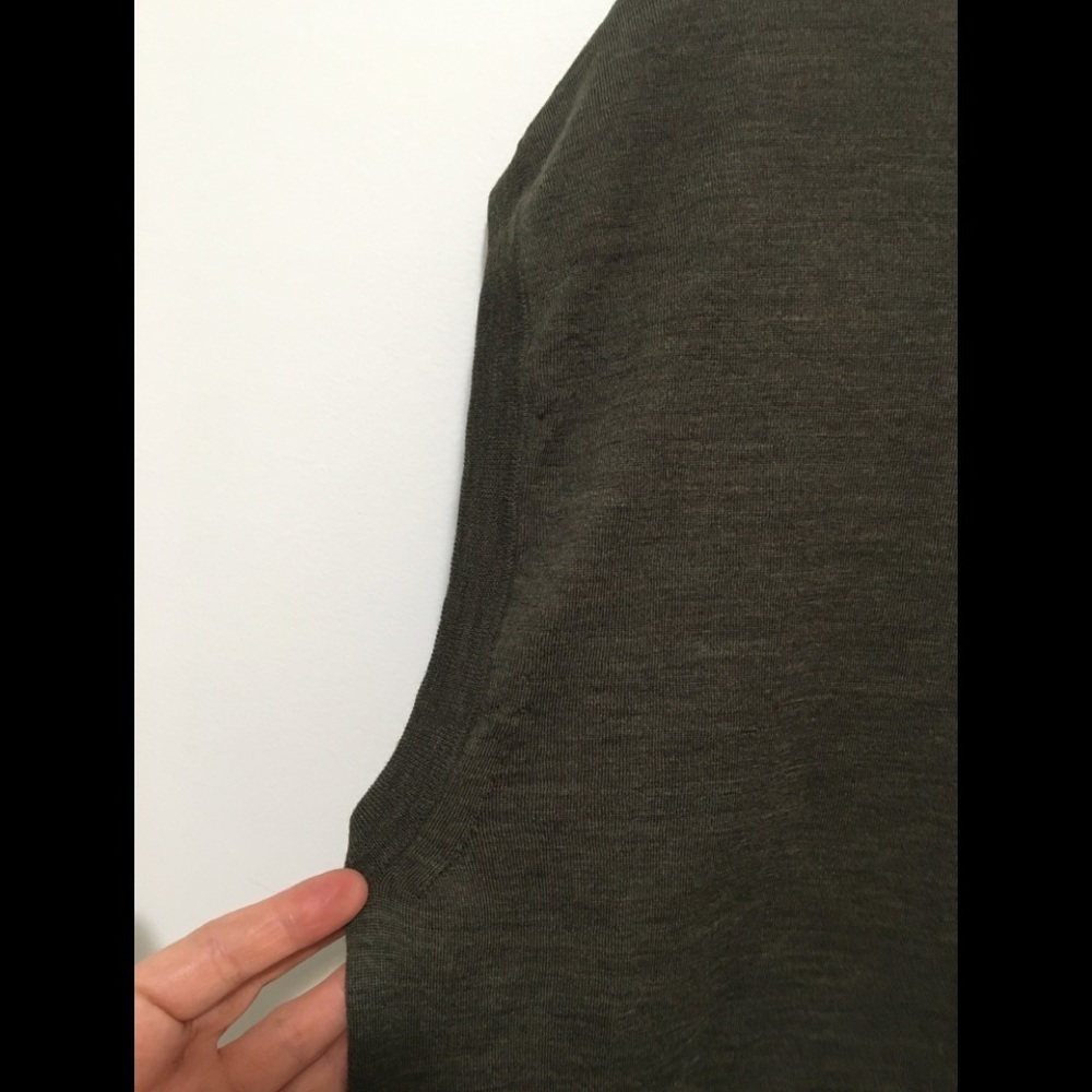The Row 100% Merino Wool Vest Down Top Deep Moss s2. - Picture 15 of 16